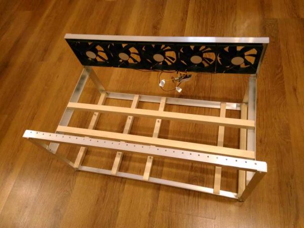 6 VGA rig keret