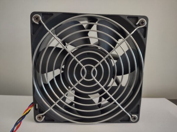miner-fan-6200rpm-back